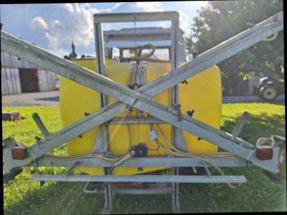 Bild 3:Jessernigg Feldspritze