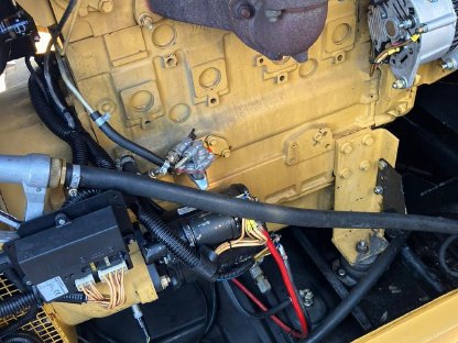 Bild 9:Stromaggregat Olympian GE PX44-3