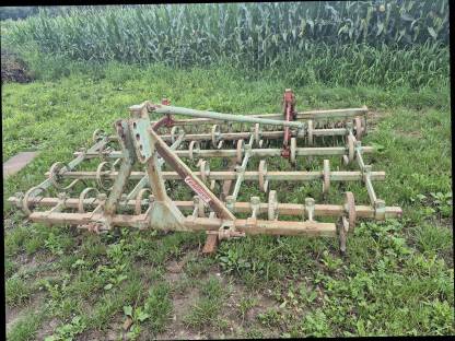 Bild 2:Feldherr Kultivator