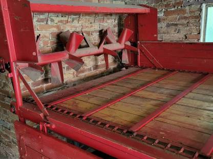 Bild 5:JV-AV 3 Miststreuer