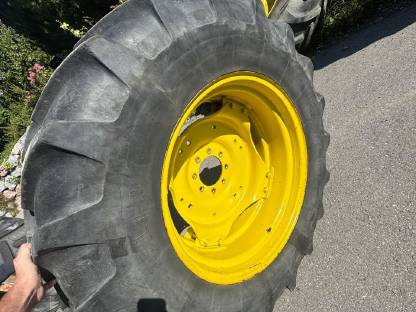 Bild 6:Verkaufe Kompletträder zu John Deere