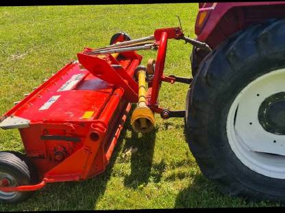 Bild 2:Heckaufbereiter Fella KC 270 D