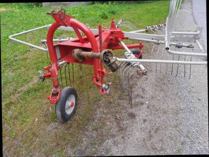 Bild 3:Kuhn Schwader GA280