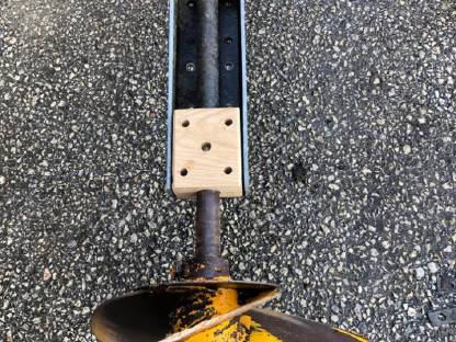 Bild 2:Reck Güllemixer Holzlager