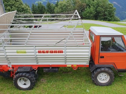 Reform Muli 600SL mit 18 m³ Ladewagen