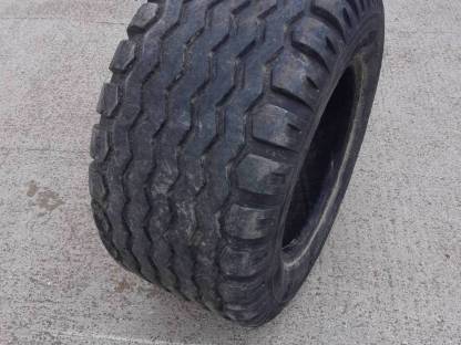 Bild 2:Reifen BKT 2 Stk.