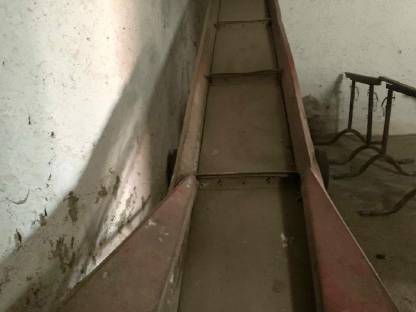 Bild 2:Förderband mit Fahrgestell