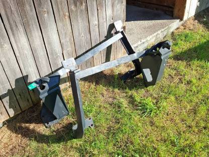 Bild 4:Hauer Frontladerkonsole Oberrahmen N Lindner