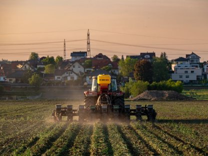 Bild 4:Lohnanbau mit Precision Planting Sätechnik aus den USA