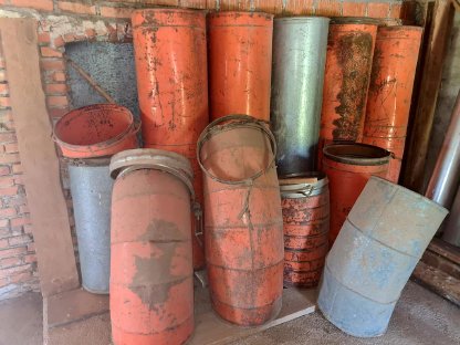 Bild 6:Heugebläse samt 15 m Rohre in gutem Zustand