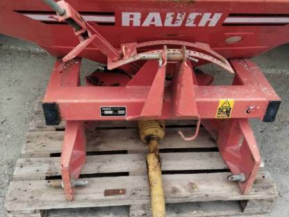 Bild 2:Rauch Düngerstreuer