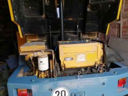 Bild 9:Radlader Liebherr wenige Stunden, Atlas Cat Komatsu Kramer