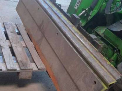 Bild 4:Vario Bleche für Claas V750