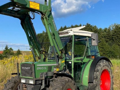 Fendt 260S Allrad Frontlader