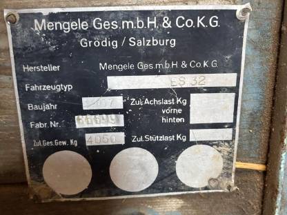 Bild 3:Miststreuer Mengele