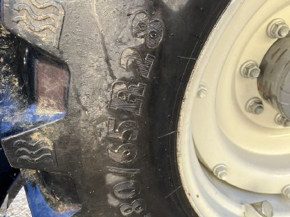 Bild 4:Traktorreifen