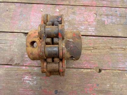 Bild 2:Krone Miststreuer Kettenkupplung