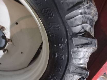 Bild 7:Traktor Steyr 8100