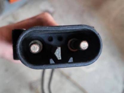 Bild 3:Ladegerät 12/24 V