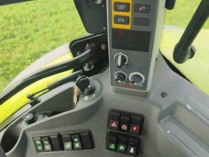Bild 9:Claas Arion C-Matic