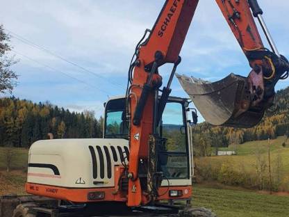 Bild 2:Mobilbagger Schaeff-Terex HLM 32