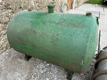 Bild 5:Dieseltank Genol 1.000 l