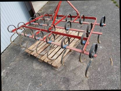 Bild 8:Kultivator 2,2 m