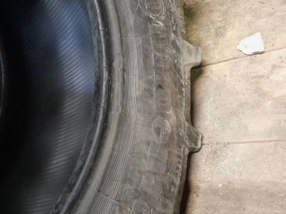 Bild 3:Traktorreifen