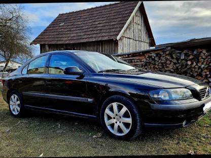 Bild 2:Volvo S60 2.4D