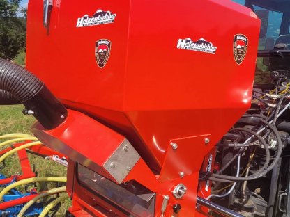 Bild 2:Hatzenbichler Grünlandstriegel 6 m