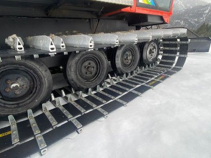 Bild 4:Pistenraupe PB 25 130 D