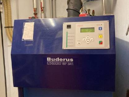 Bild 2:Buderus Pelletskessel