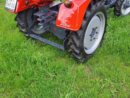 Bild 5:Oldtimer Lindner 22 PS Allrad