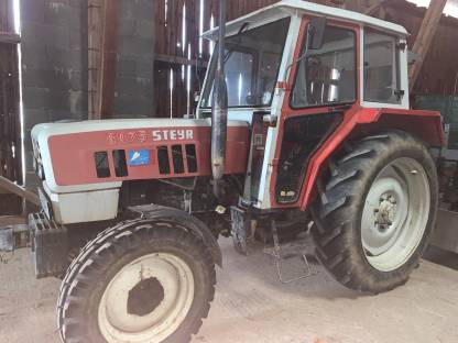 Steyr Traktor 8075