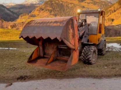 Bild 3:Parmiter Silageschneidschaufel