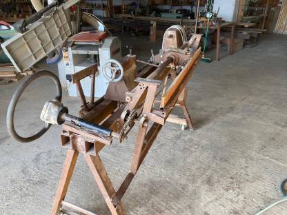 Bild 6:Drechselbank Eigenbau