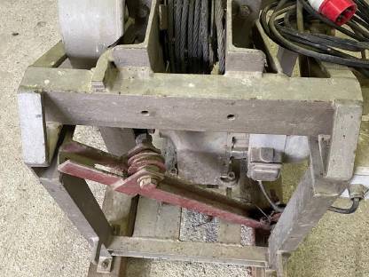 Bild 3:El. Seilwinde