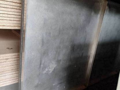 Bild 3:Rollwagen Arbeitstisch