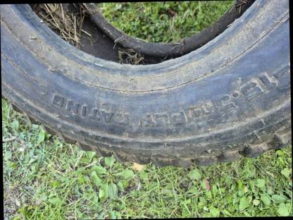 Bild 4:Reifen 11.5/80-15.3