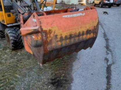 Bild 2:Parmiter Silageschneidschaufel