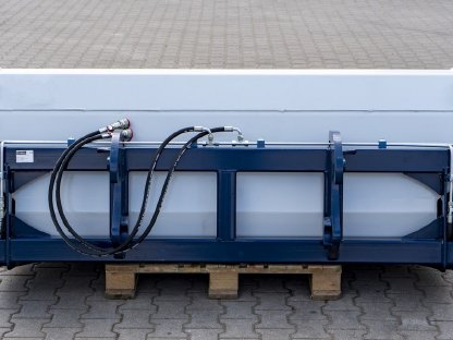 Bild 3:Hochkippschaufel Kippschaufel Schaufel