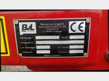 Bild 3:Futtermischwagen