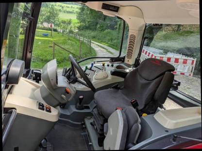 Bild 7:McCormick X4.35 Traktor