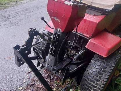 Bild 3:Kleiner Traktor