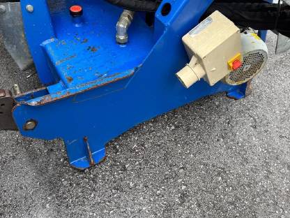 Bild 8:Binderberger Holzspalter