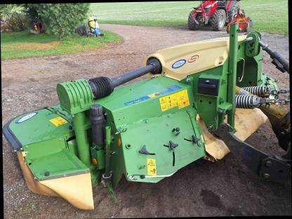 Bild 2:KRONE Frontmähwerk EasyCut