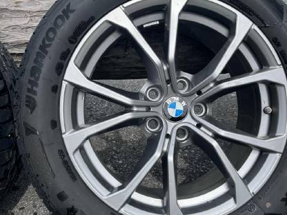 Verkaufe neuwertige BMW Sommerkompletträder 225/50 R17