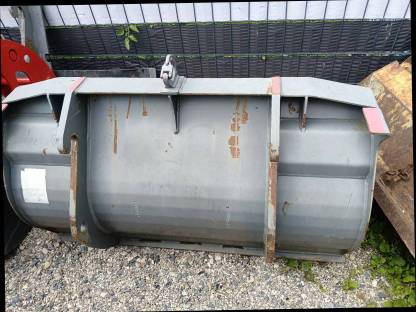 Bild 5:Weidemann Schaufel