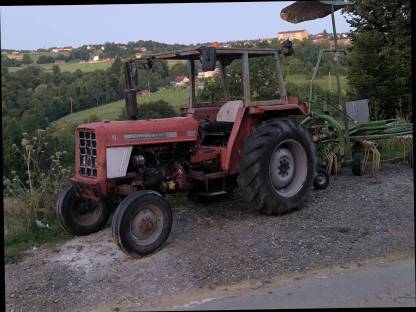 Bild 2:International 454