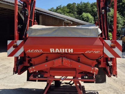 Bild 5:Rauch Aero 2216 Düngerstreuer